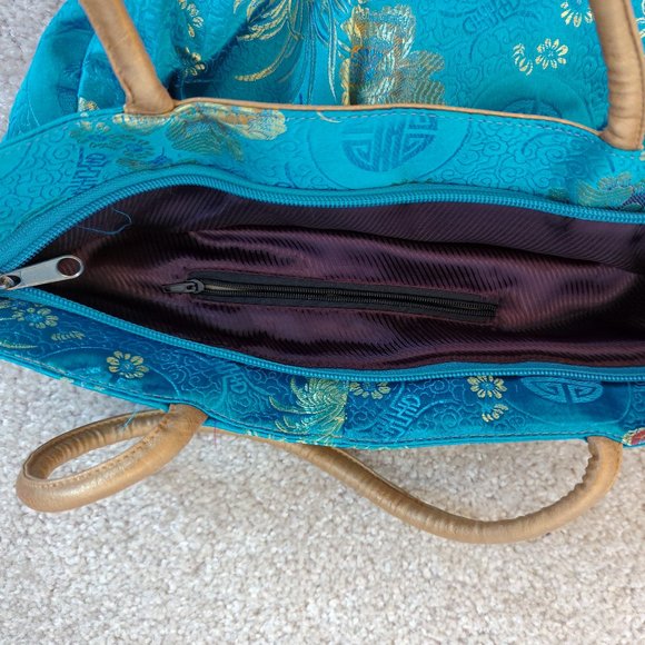 Silk purse - Picture 3 of 3